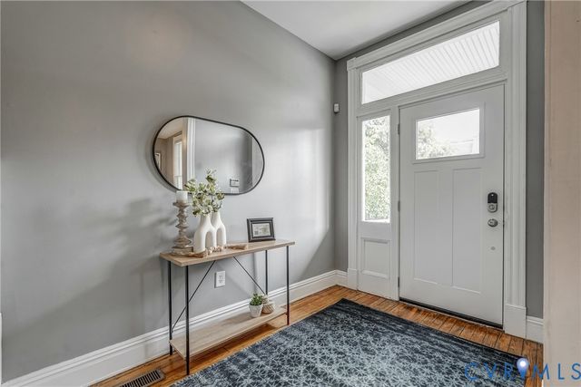 2611 W Main St, Richmond, VA 23220