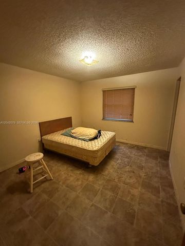 6100 Tangelo Drive, Fort Pierce, FL 34982