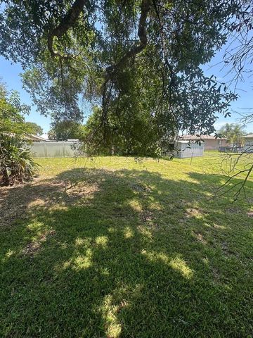 6100 Tangelo Drive, Fort Pierce, FL 34982