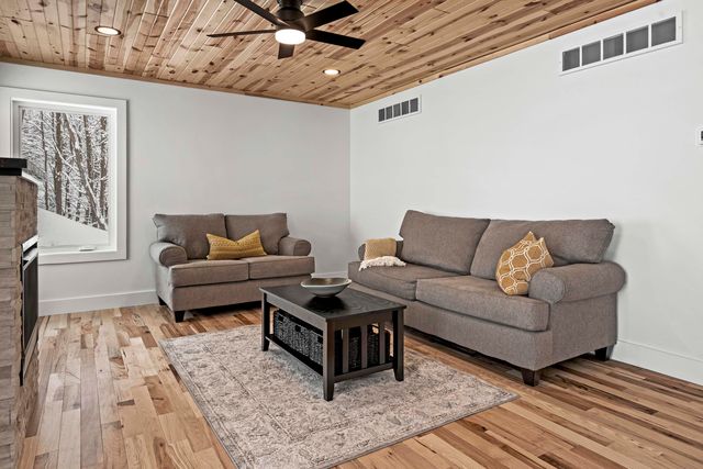 4144 S Sugar Loaf Mountain Road, Cleveland Twp, MI 49621