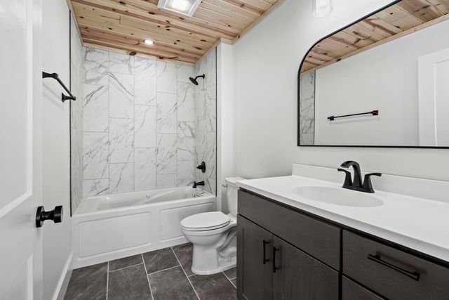 4144 S Sugar Loaf Mountain Road, Cleveland Twp, MI 49621