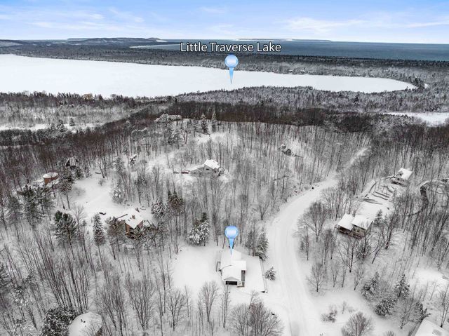 4144 S Sugar Loaf Mountain Road, Cleveland Twp, MI 49621