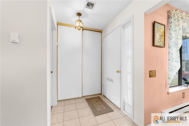 96 Salix Plaza C, Monroe, NJ 08831