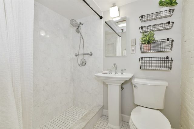 279 Beacon St 1F, Boston, MA 02116