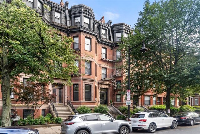 279 Beacon St 1F, Boston, MA 02116
