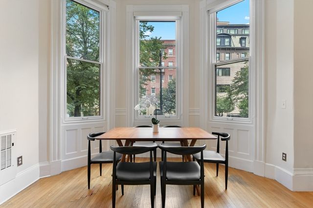 279 Beacon St 1F, Boston, MA 02116