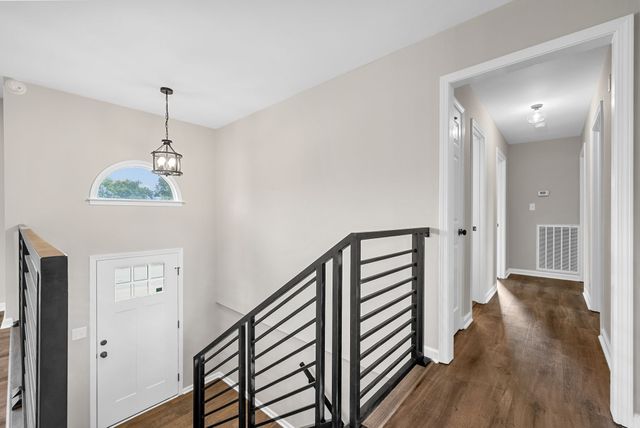 2161 Amadeus Dr, Clarksville, TN 37040