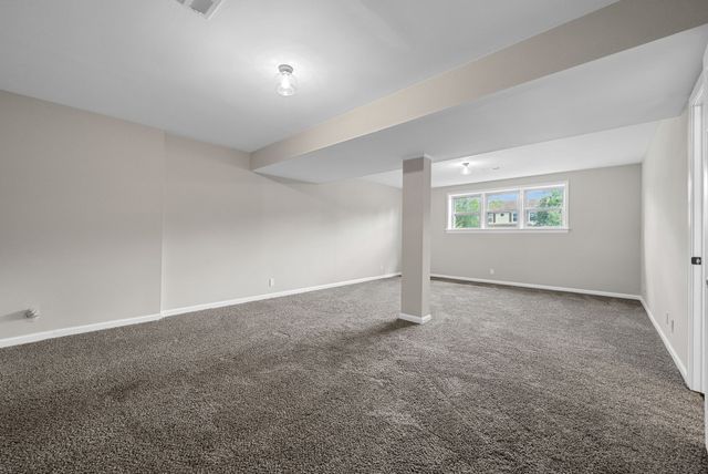 2161 Amadeus Dr, Clarksville, TN 37040