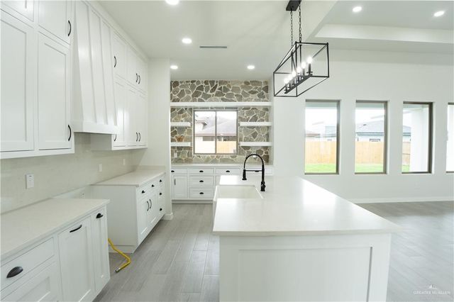6148 Mackenna Drive, Brownsville, TX 78526