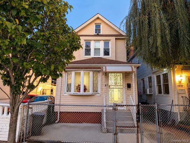 104-27 124 St, Richmond Hill S., NY 11419