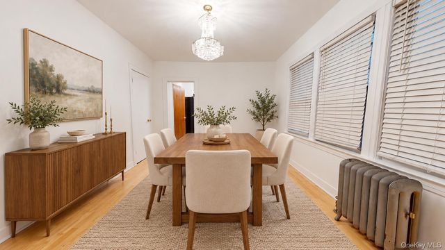 104-27 124 St, Richmond Hill S., NY 11419