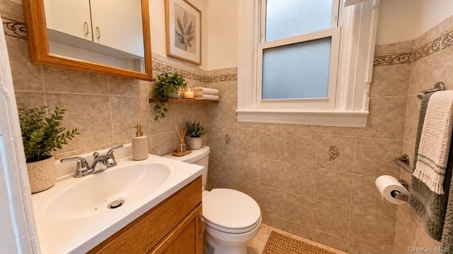 104-27 124 St, Richmond Hill S., NY 11419