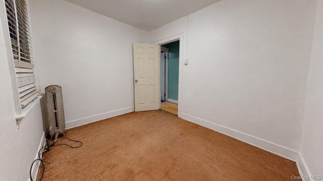 104-27 124 St, Richmond Hill S., NY 11419