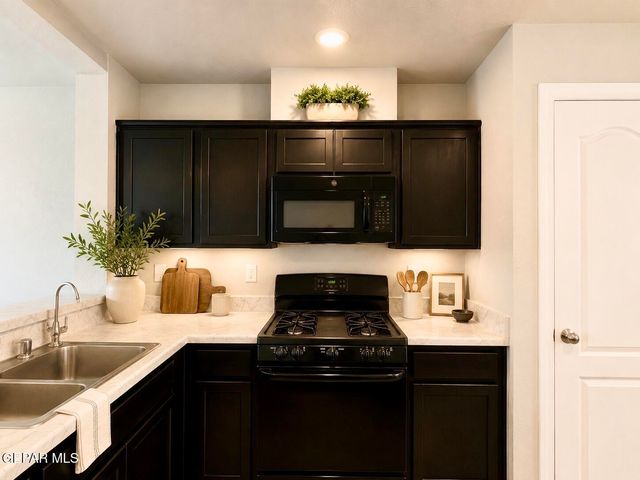 14545 Banana Yucca Avenue, Horizon City, TX 79928