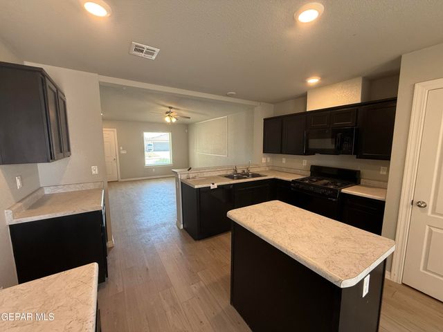 14545 Banana Yucca Avenue, Horizon City, TX 79928