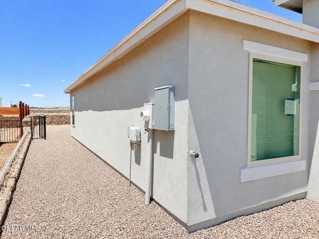 14545 Banana Yucca Avenue, Horizon City, TX 79928
