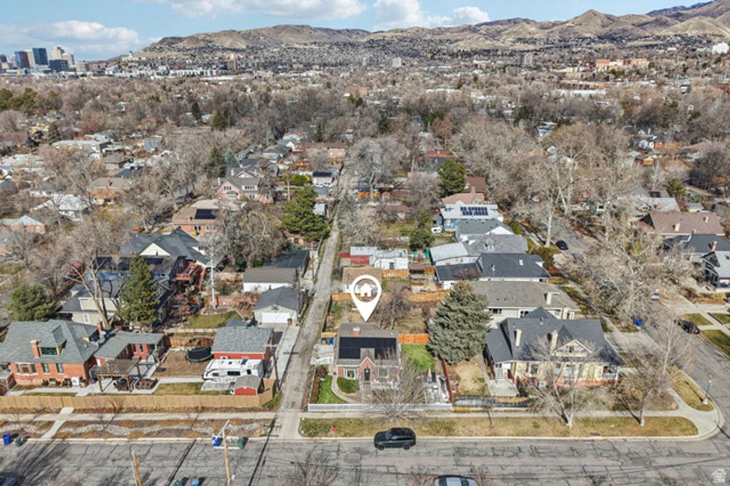 Image 39 of property listing at 825 E PRINCETON AVE, Salt Lake City, UT 84105