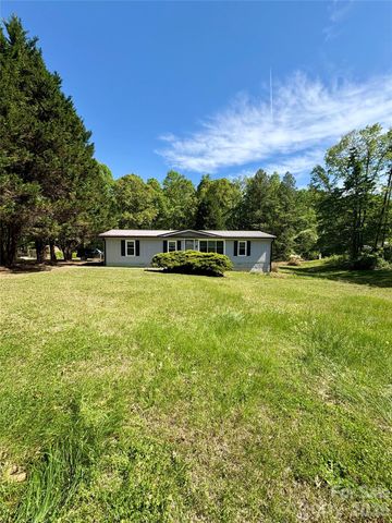 5022 Wrenn Drive, Denver, NC 28037
