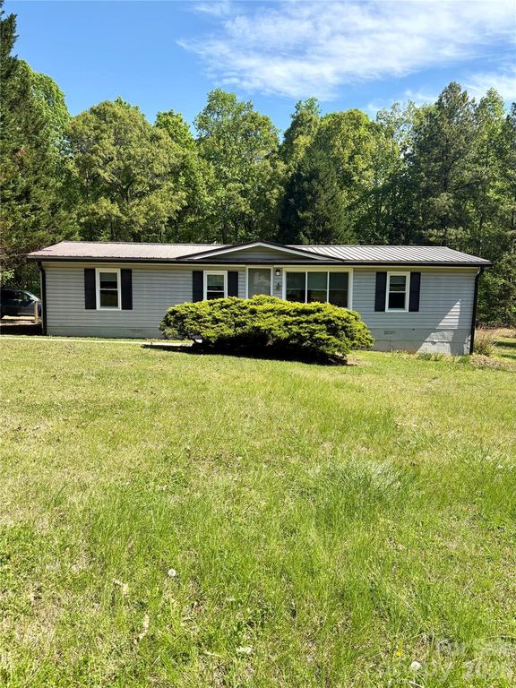 5022 Wrenn Drive, Denver, NC 28037