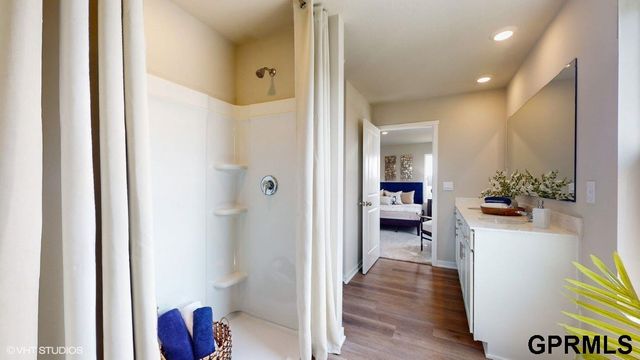 13722 Vane Street, Omaha, NE 68142