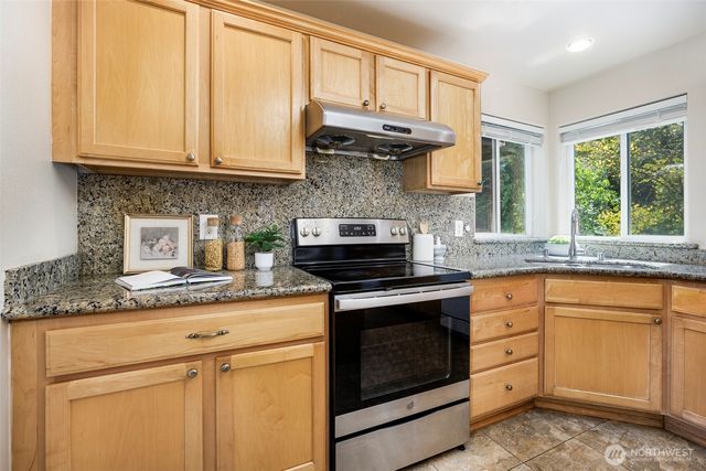 5329 S 319th Street, Auburn, WA 98001