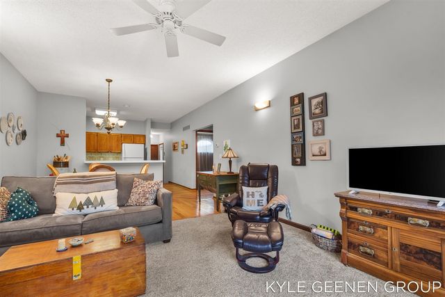 631 Spring Lane 6, Holland, MI 49423