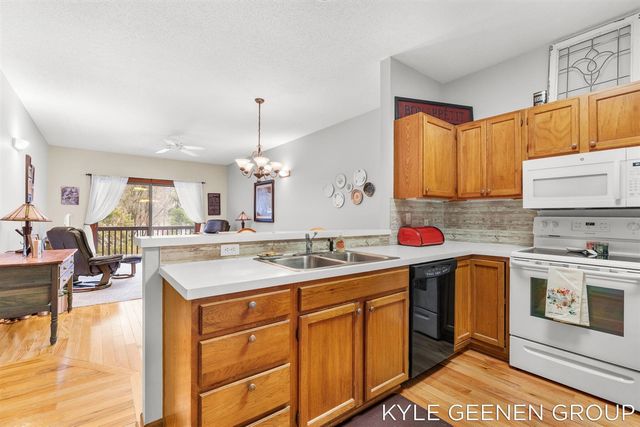 631 Spring Lane 6, Holland, MI 49423