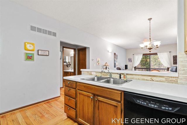 631 Spring Lane 6, Holland, MI 49423