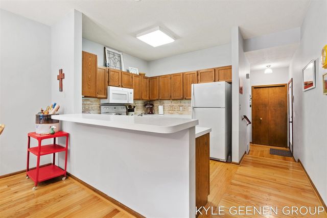 631 Spring Lane 6, Holland, MI 49423