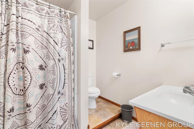 631 Spring Lane 6, Holland, MI 49423