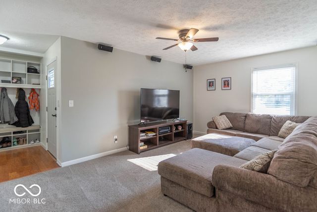 1020 S Green Street, Brownsburg, IN 46112