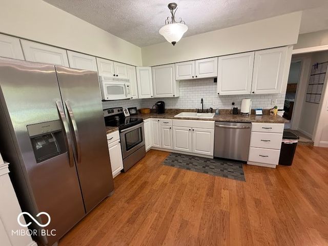 1020 S Green Street, Brownsburg, IN 46112