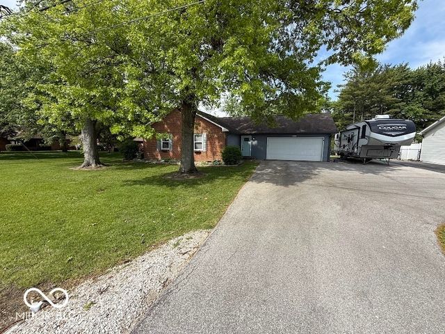 1020 S Green Street, Brownsburg, IN 46112