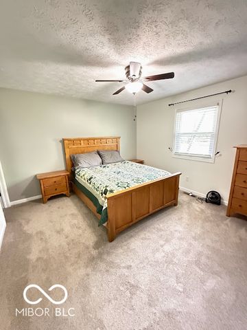 1020 S Green Street, Brownsburg, IN 46112