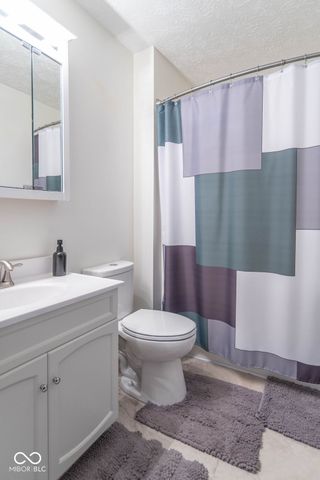 1020 S Green Street, Brownsburg, IN 46112