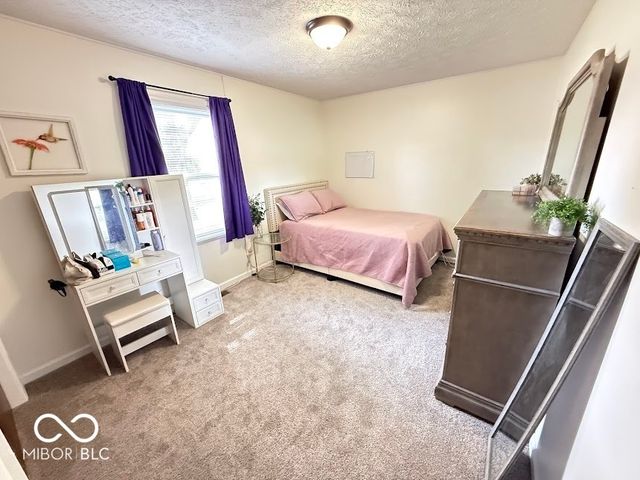1020 S Green Street, Brownsburg, IN 46112
