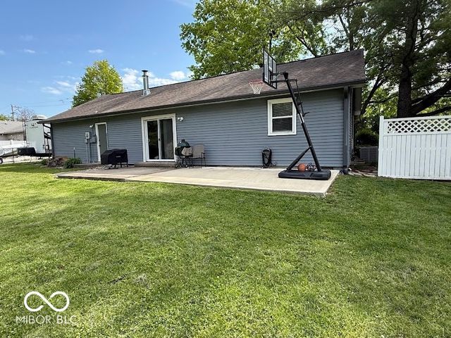 1020 S Green Street, Brownsburg, IN 46112