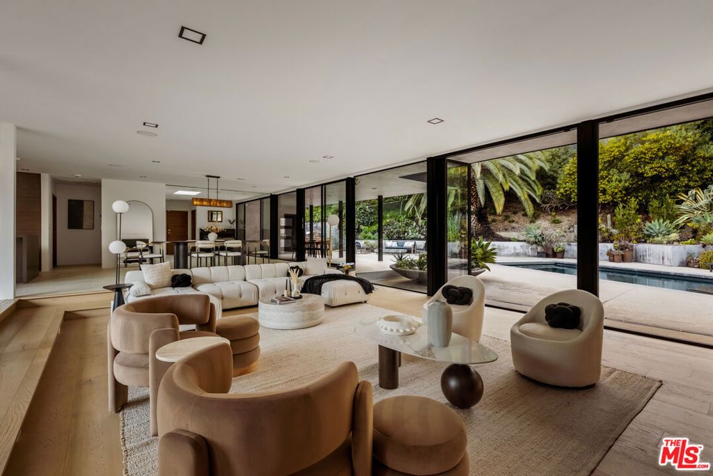 Image 5 of property listing at 9991 Liebe Drive, Beverly Hills, CA 90210