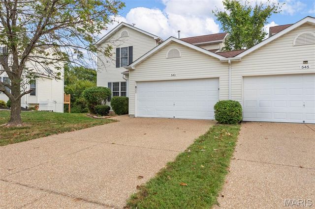 543 Donna Marie Drive 2038A, Wentzville, MO 63385