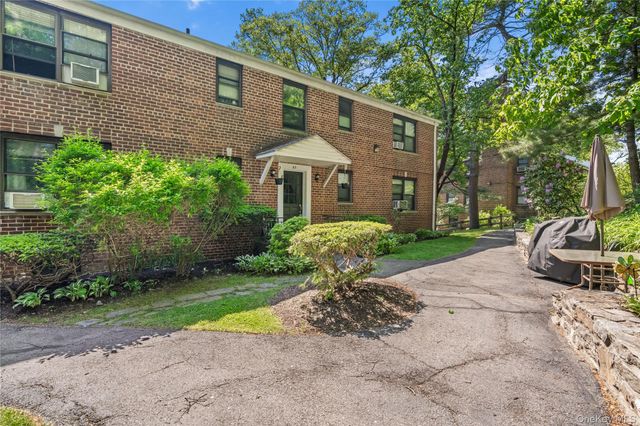 83 Rockledge Road 1A, Hartsdale, NY 10530