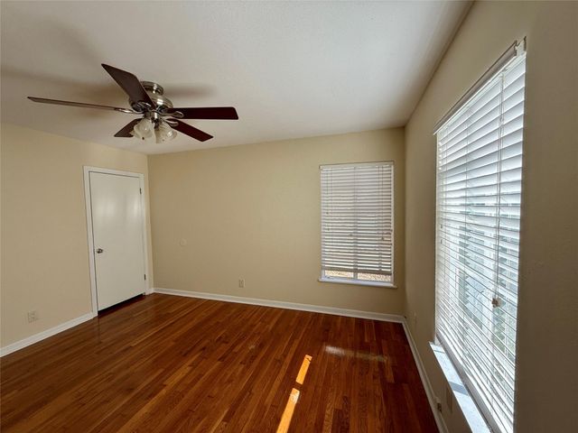 612 Hammack DR, Austin, TX 78752