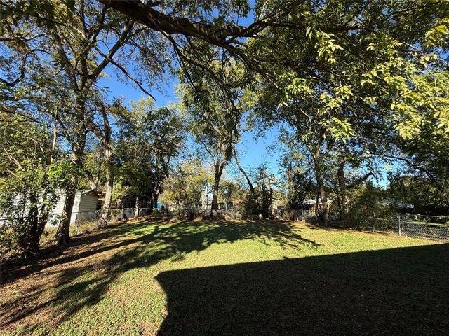 612 Hammack DR, Austin, TX 78752