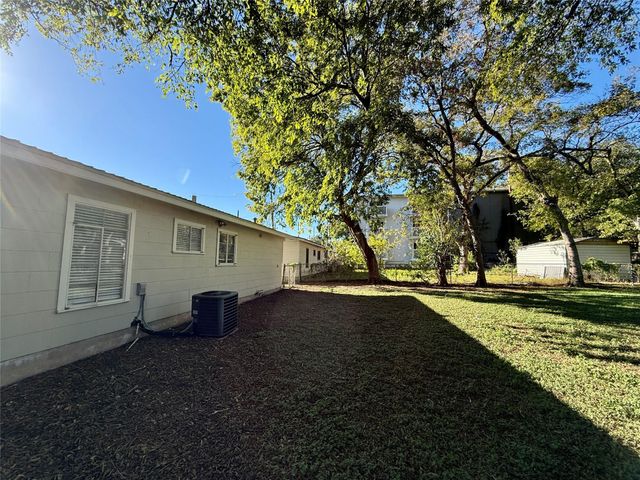 612 Hammack DR, Austin, TX 78752