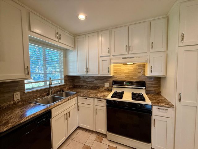 612 Hammack DR, Austin, TX 78752
