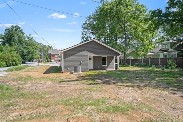 208 Decherd Street, W, Tullahoma, TN 37388
