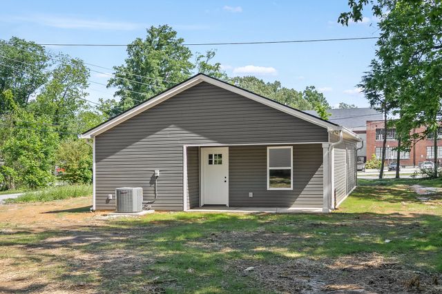 208 Decherd Street, W, Tullahoma, TN 37388