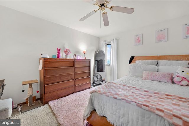 205 PEMBROKE DR, Reading, PA 19607