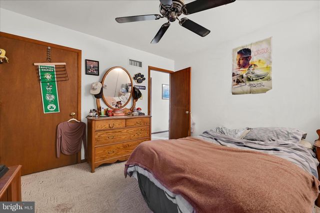 205 PEMBROKE DR, Reading, PA 19607