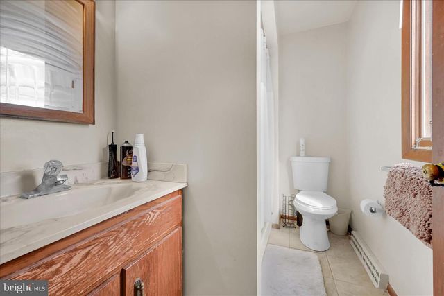 205 PEMBROKE DR, Reading, PA 19607