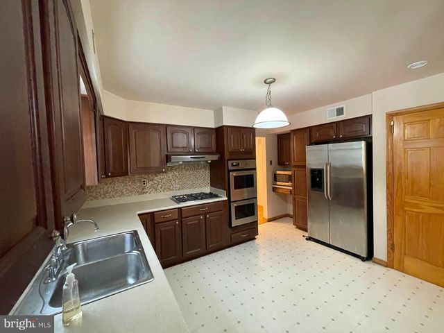 9207 GARDENIA RD, Baltimore, MD 21236